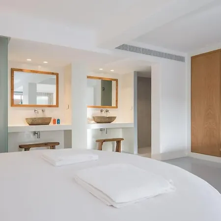 Aba ηospitalité Paros -the Superior Suite, *
