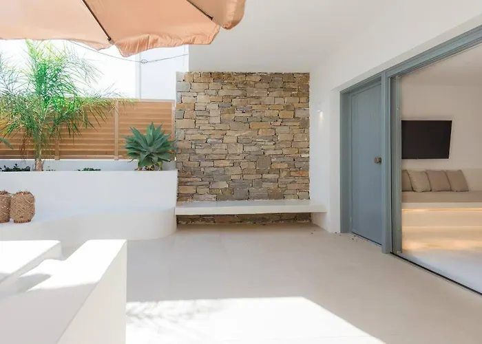 Aba ηospitalité Paros -the Superior Suite,